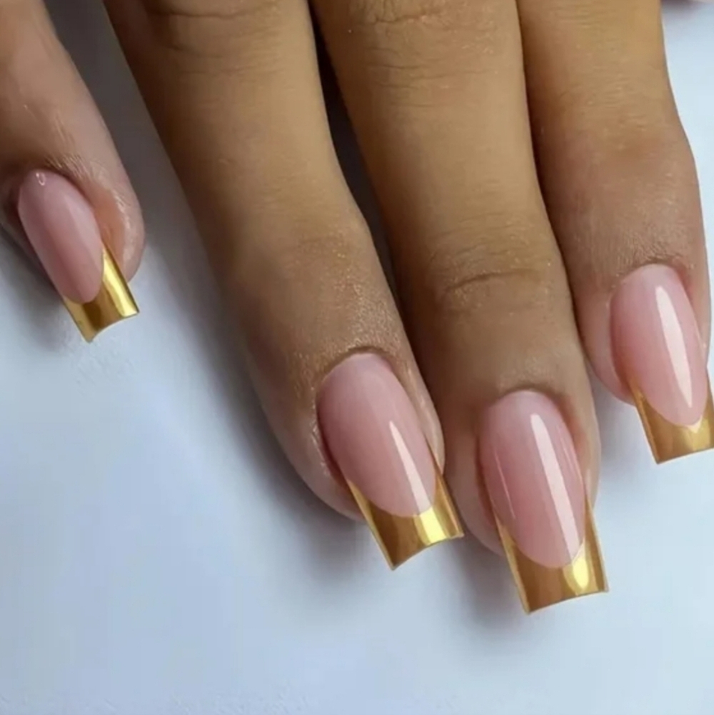 24 Pieces Fake Press On Nails